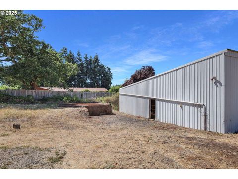 Tiny photo for 36250 Enterprise Rd, Creswell, OR 97426 (MLS # 392440823)