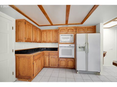 Tiny photo for 36250 Enterprise Rd, Creswell, OR 97426 (MLS # 392440823)