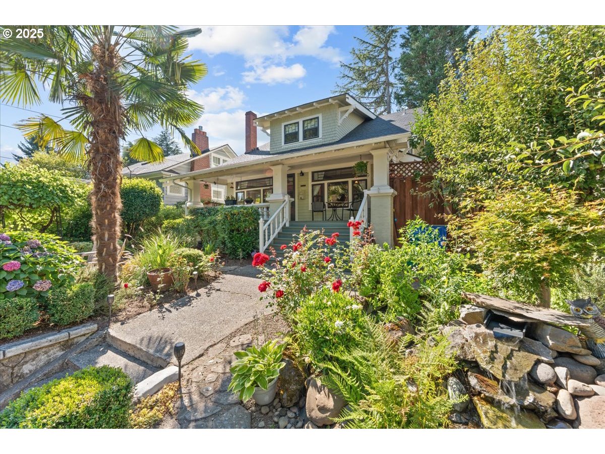 553 NE 43RD AVE