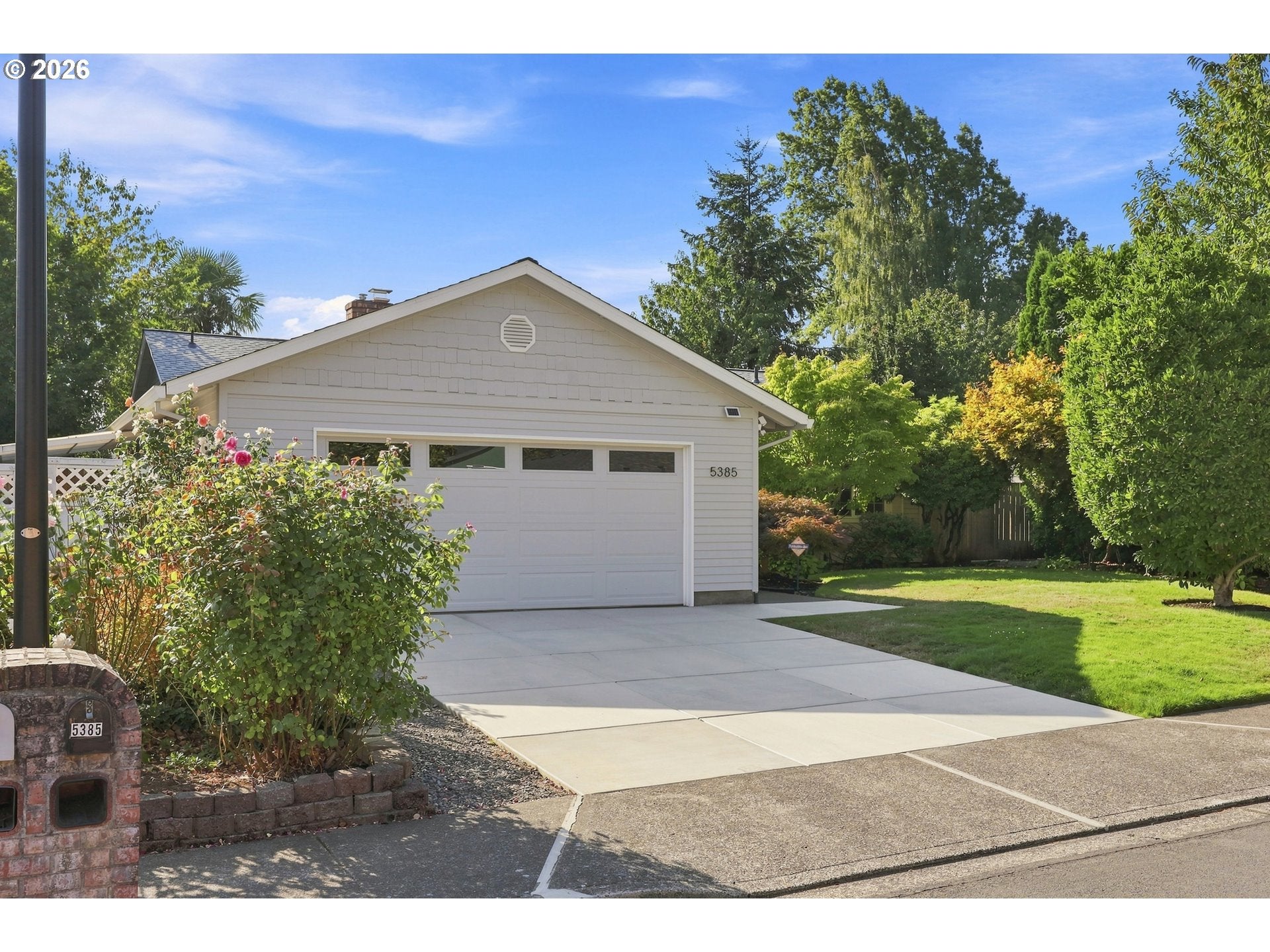 5385 NW DESCHUTES DR