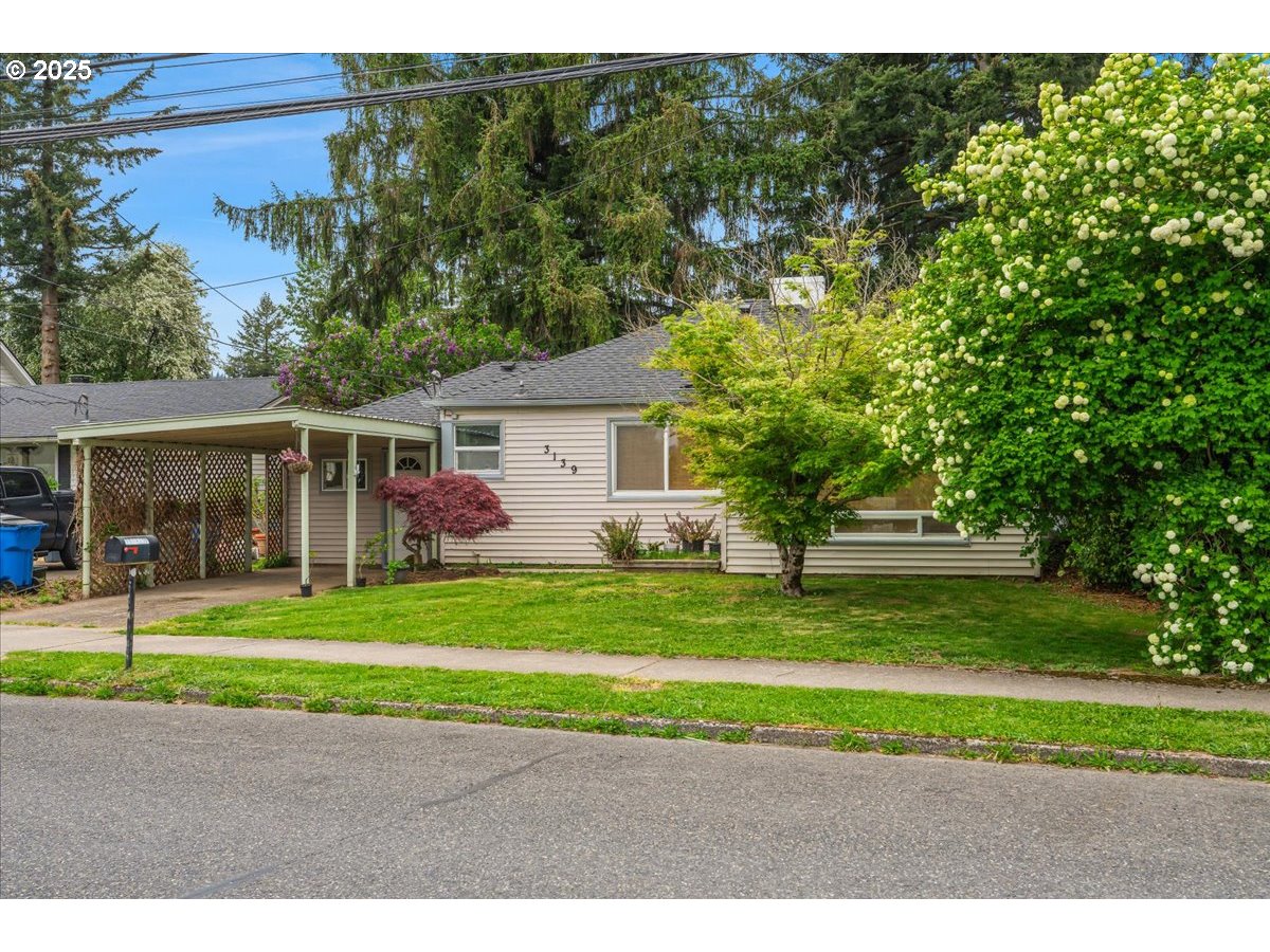 3139 MAIN ST