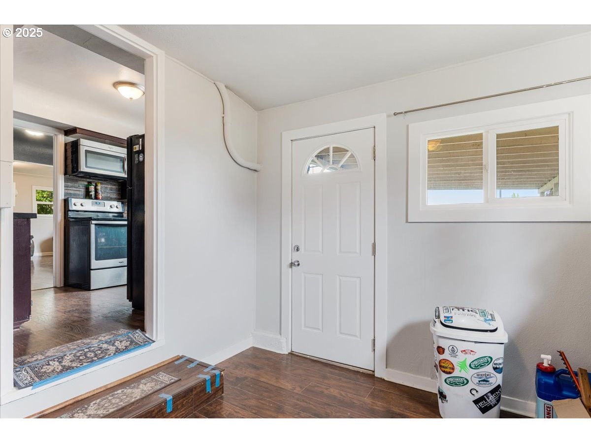 3139 MAIN ST