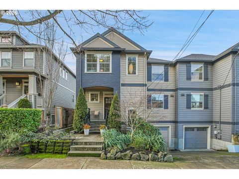 7325 N FISKE AVE Portland OR 97203