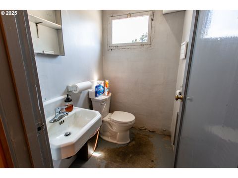 Tiny photo for 47601 Highway 58, Oakridge, OR 97463 (MLS # 760666666)