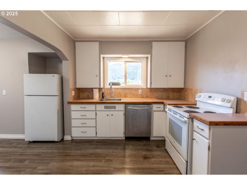 Tiny photo for 47601 Highway 58, Oakridge, OR 97463 (MLS # 760666666)
