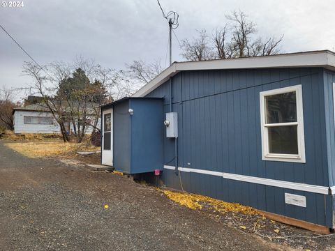 A home in Wasco