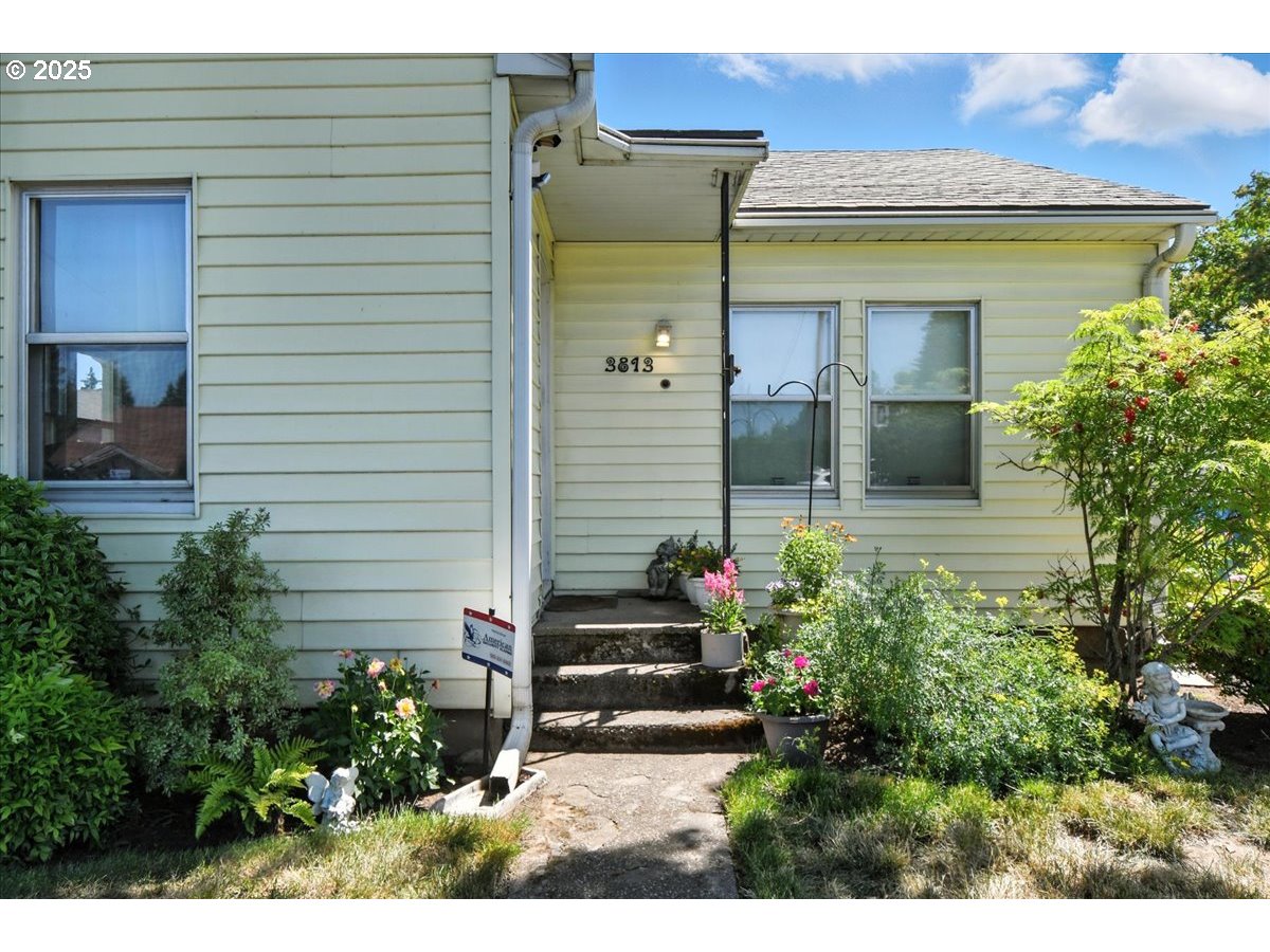 3813 V ST
