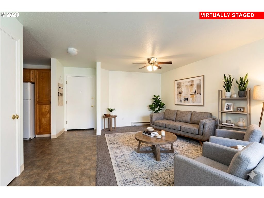 8720 SW TUALATIN RD 206