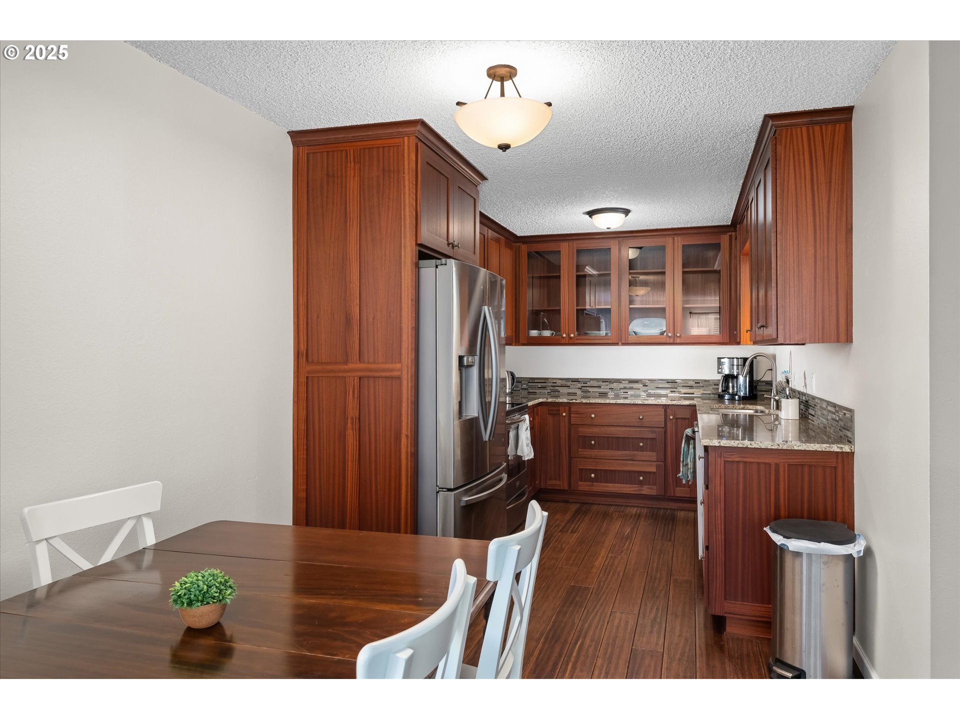 Springfield, Oregon 97477, United States, 2 Bedrooms Bedrooms, ,1 BathroomBathrooms,Residential,Pending,4844