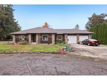 19301 SUNNYRIDGE CT Oregon City OR 97045