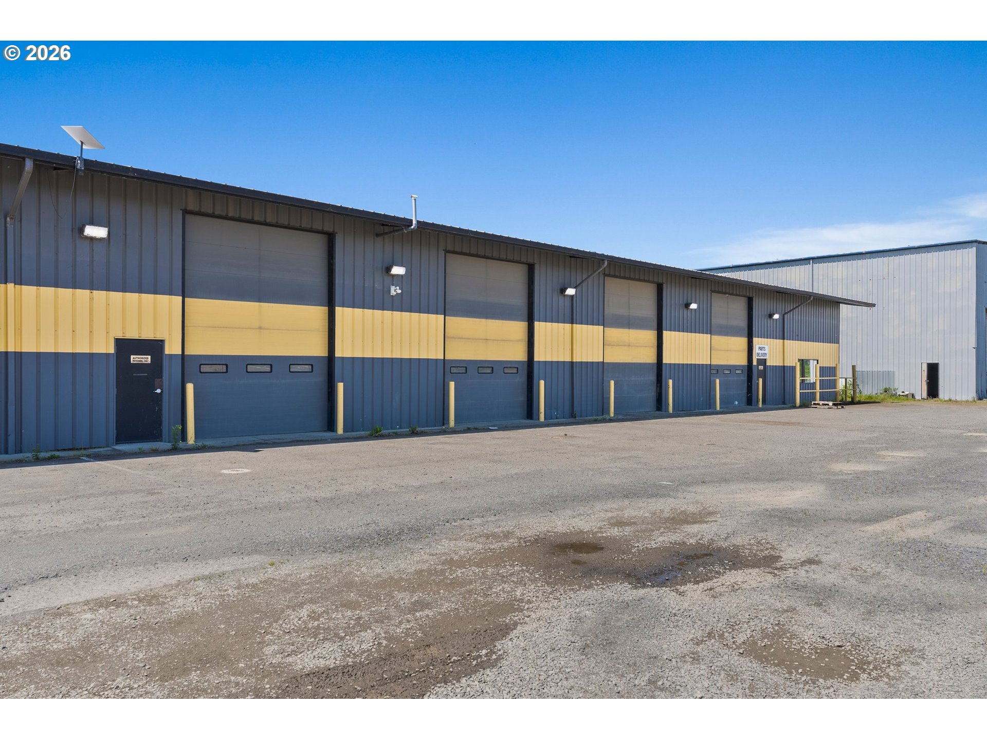 281 277 N HAMILTON RD