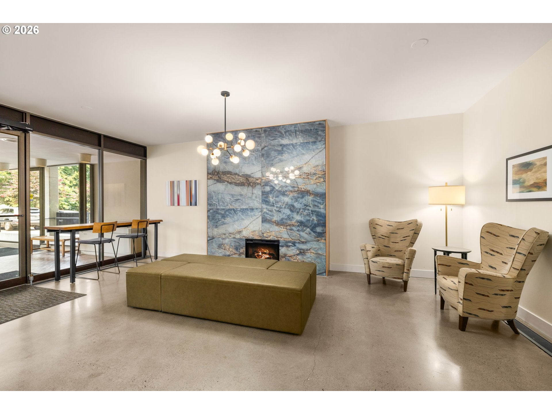 2221 SW 1ST AVE 2424