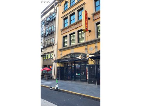 515 SW 4TH AVE Portland OR 97204