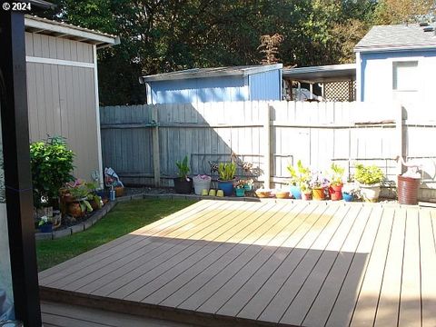 A home in Sutherlin