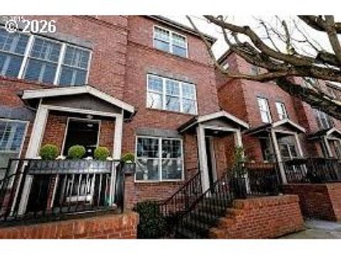 1936 NW OVERTON ST Portland OR 97209