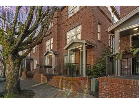 1936 NW OVERTON ST Portland OR 97209