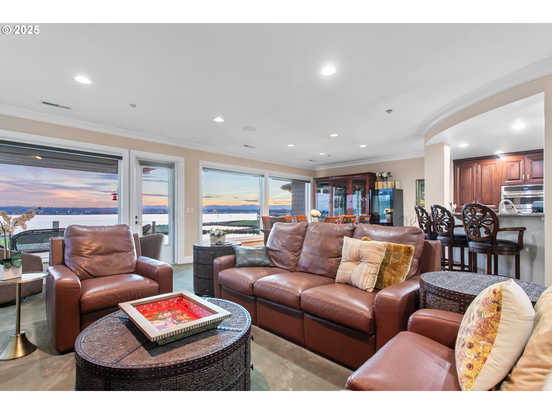 5525 SE SCENIC LN 301