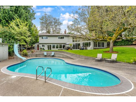1385 NE LINCOLN ST Hillsboro OR 97124