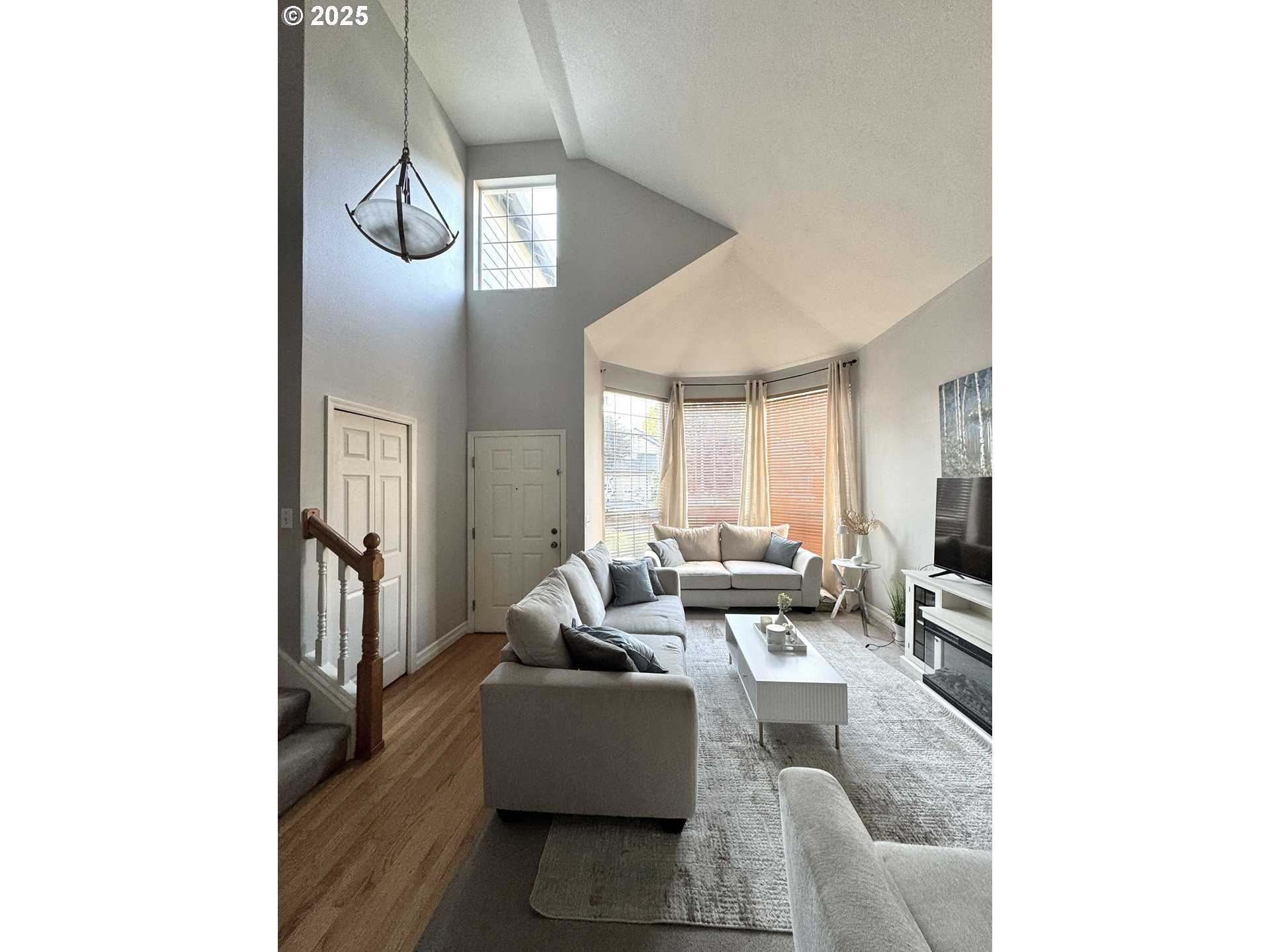1556 NE 27TH TER
