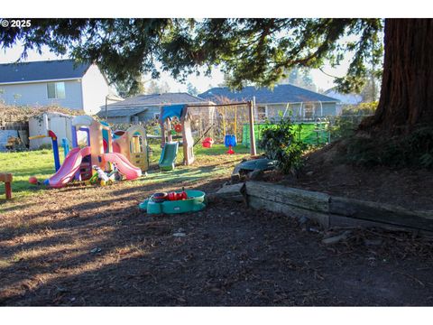 A home in Newberg