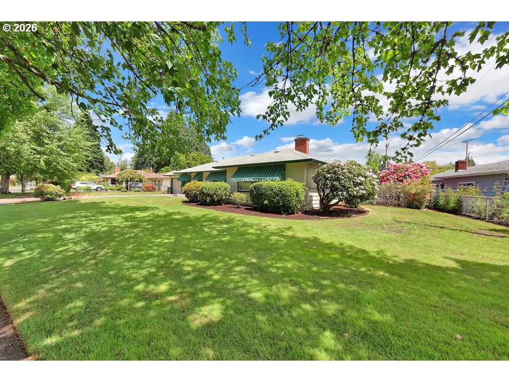 3095 DAPPLE WAY