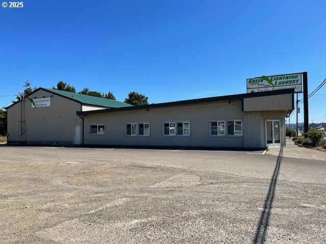2420 HIGHWAY 101