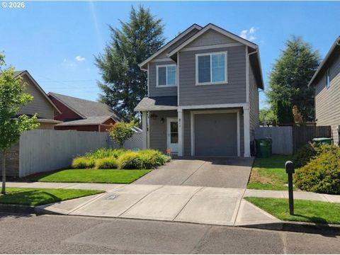 811 S WILLAMETTE ST Newberg OR 97132