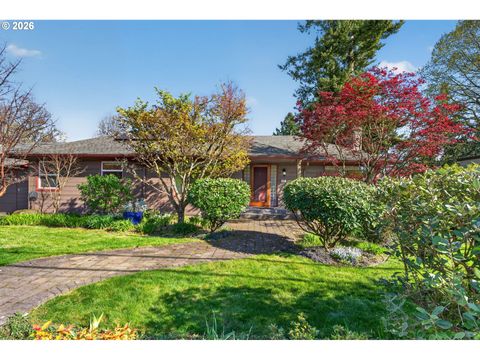 3270 SW VISTA DR Portland OR 97225
