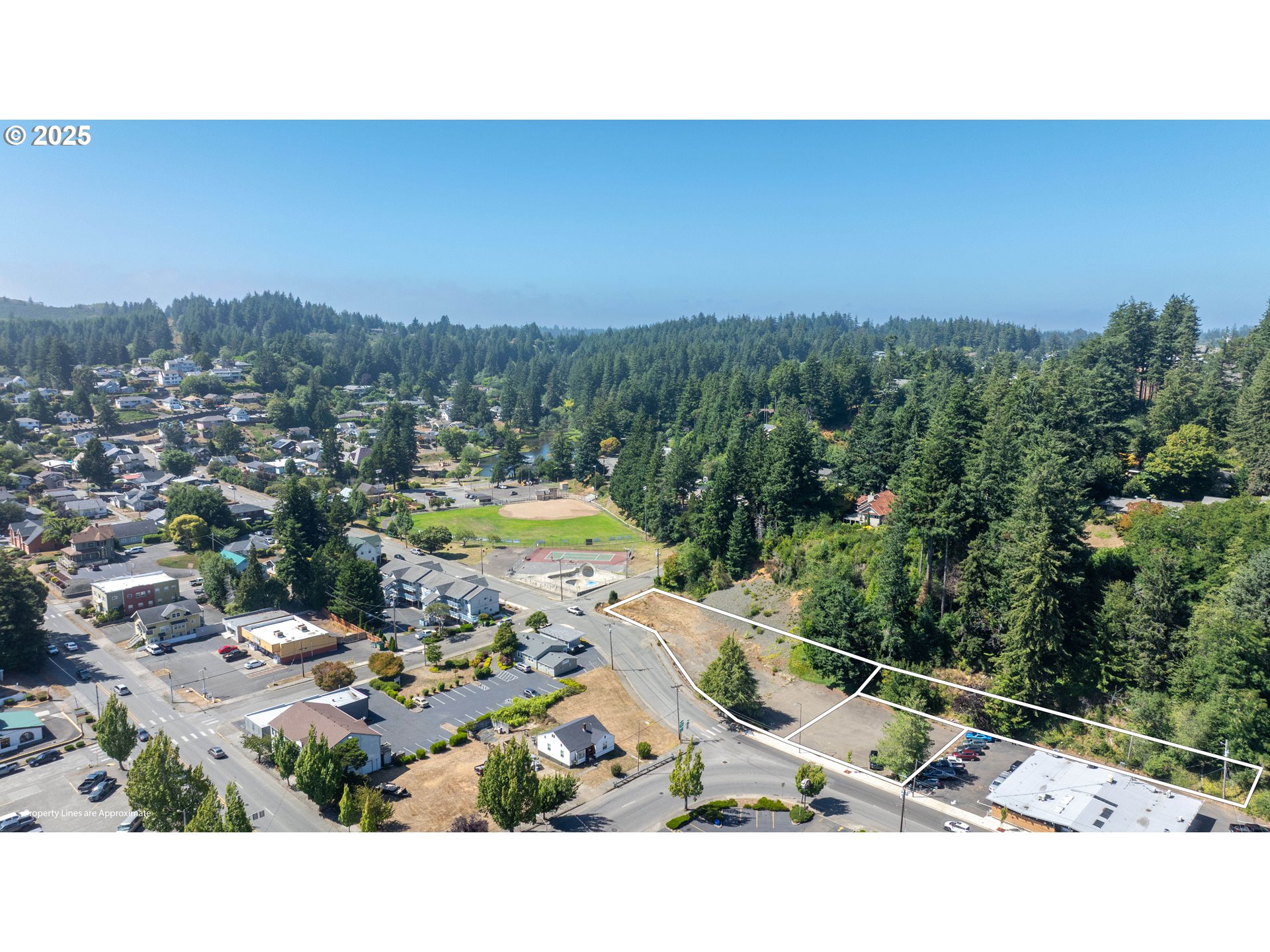 790 COMMERCIAL AVE