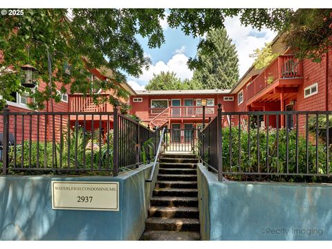 2937 SE WAVERLEIGH BLVD Portland OR 97202