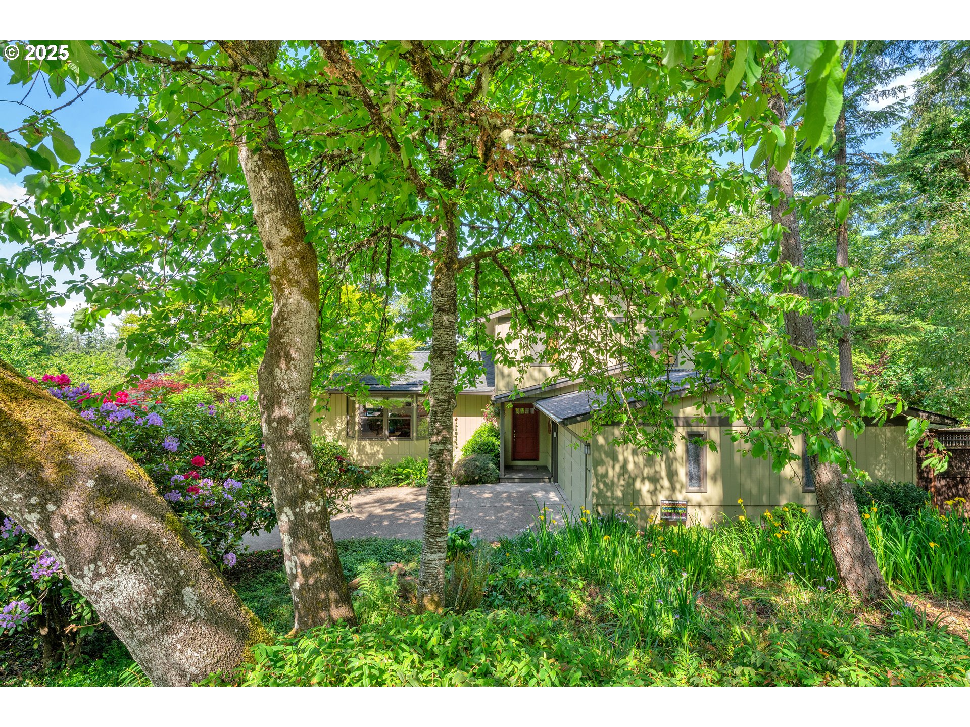 91 MARLBORO LN