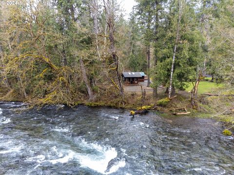 A home in McKenzie Bridge