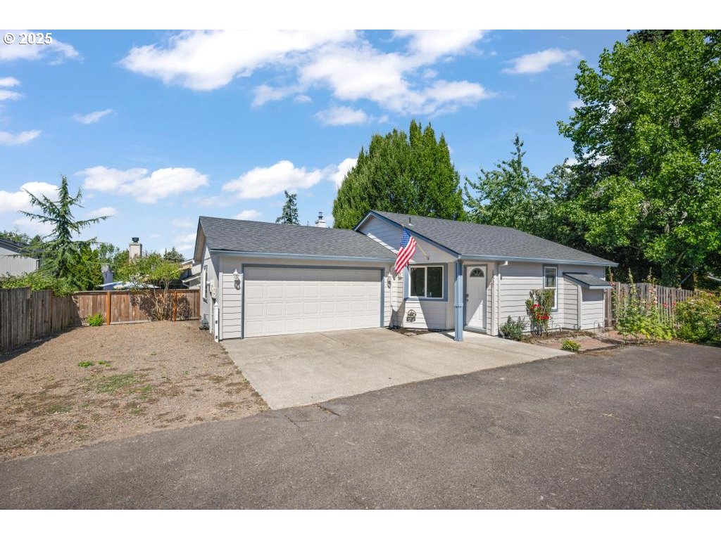 19027 SW STRICKLAND DR