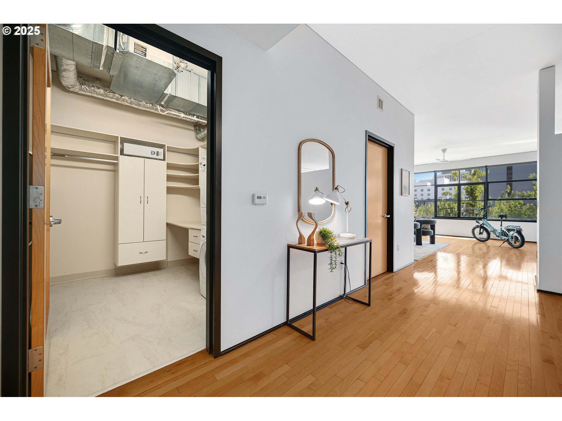 333 NW 9TH AVE 606