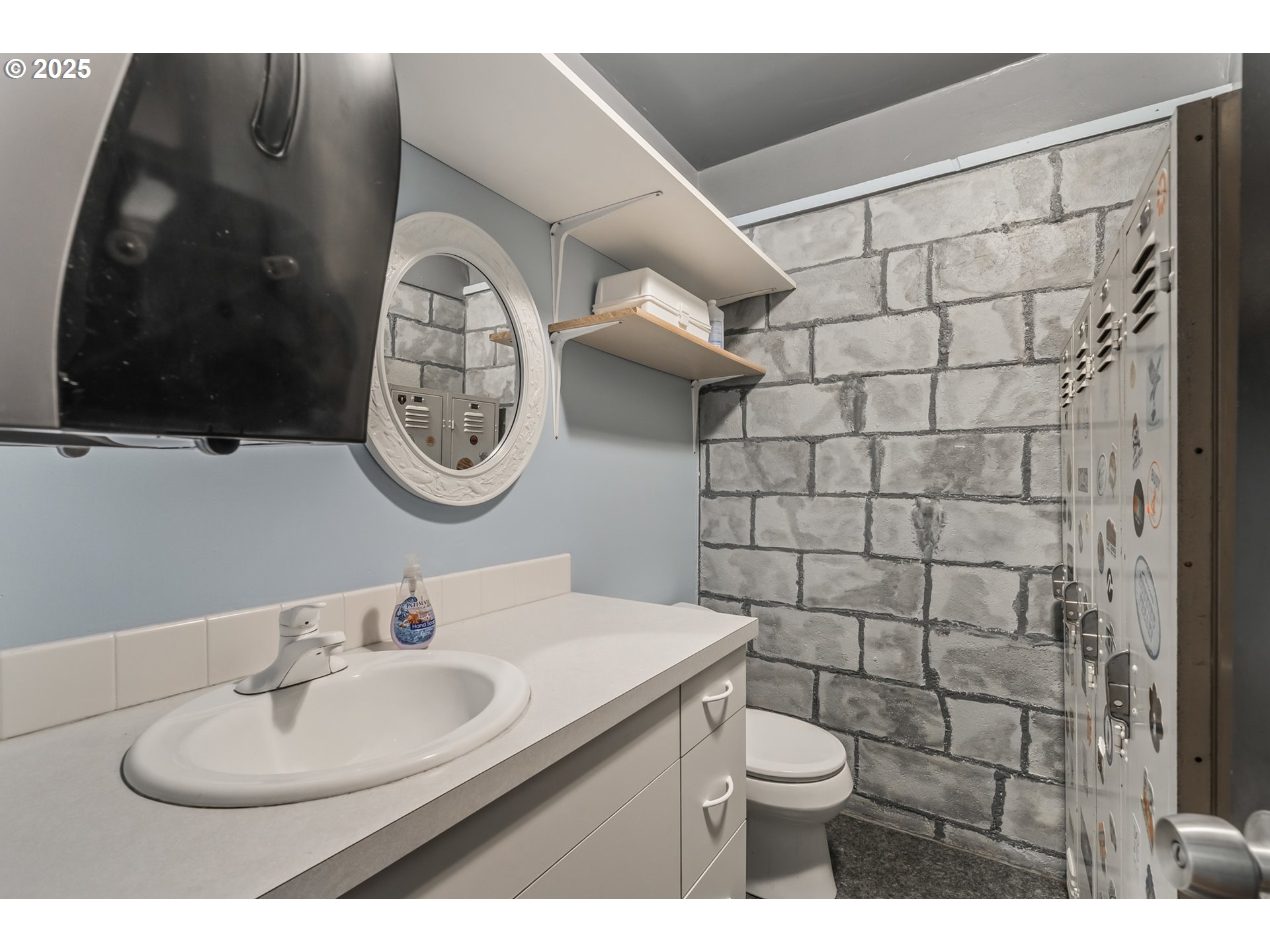 Rockaway Beach, Oregon 97136, United States, ,Commercial,Active,130342