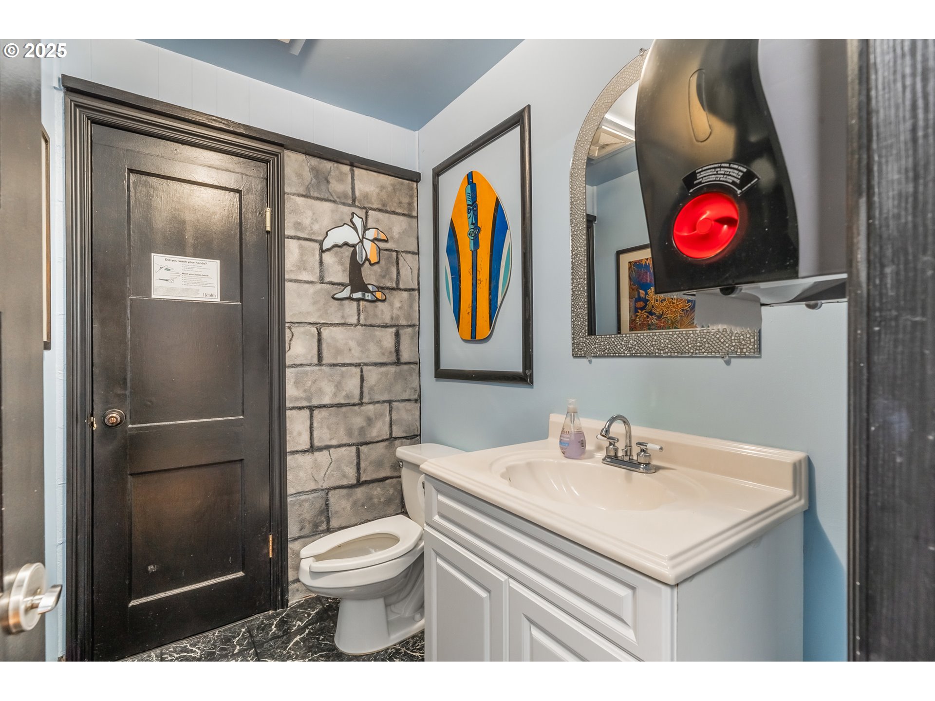 Rockaway Beach, Oregon 97136, United States, ,Commercial,Active,130342