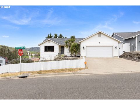 106 UMPQUA VIEW DR Roseburg OR 97471
