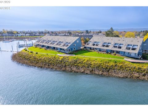 81 N HAYDEN BAY DR Portland OR 97217