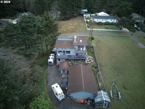 A home in Lincoln City