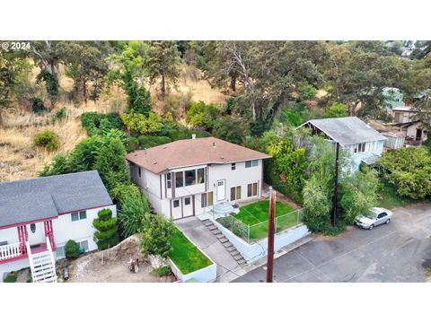 A home in The Dalles