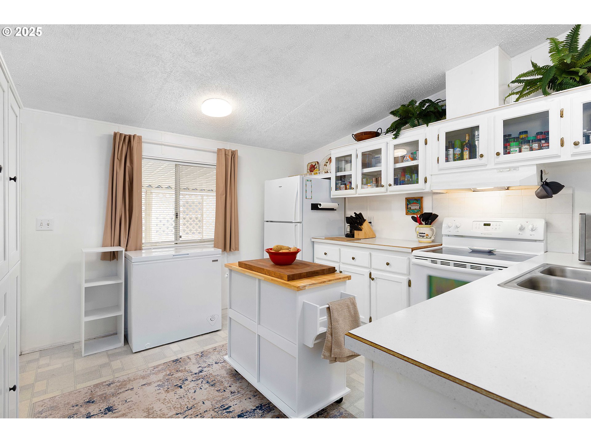 1200 E CENTRAL AVE 139