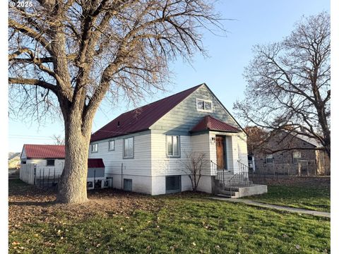 612 SW 3RD ST Ontario OR 97914