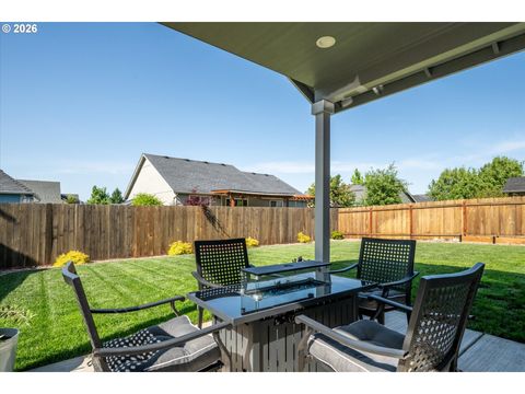 Tiny photo for 392 Owens Way, Creswell, OR 97426 (MLS # 453015182)