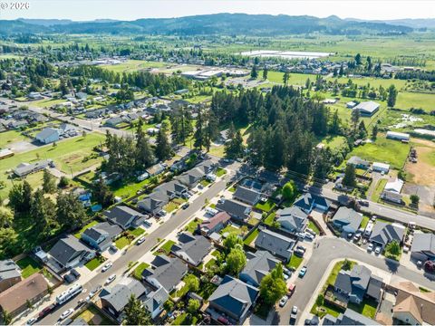 Tiny photo for 392 Owens Way, Creswell, OR 97426 (MLS # 453015182)