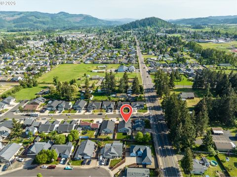 Tiny photo for 392 Owens Way, Creswell, OR 97426 (MLS # 453015182)