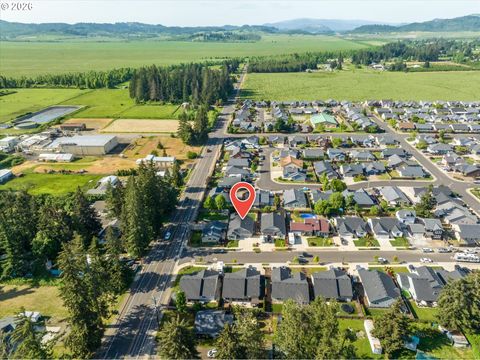 Tiny photo for 392 Owens Way, Creswell, OR 97426 (MLS # 453015182)