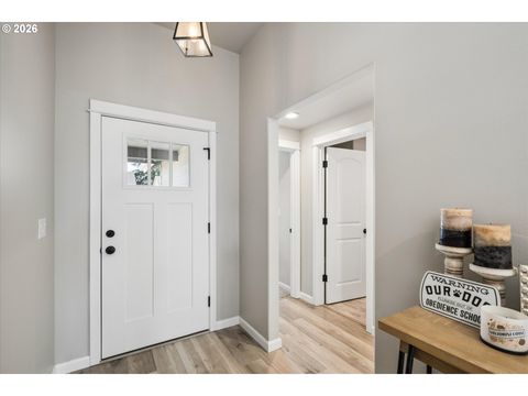 Tiny photo for 392 Owens Way, Creswell, OR 97426 (MLS # 453015182)