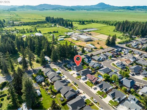 Tiny photo for 392 Owens Way, Creswell, OR 97426 (MLS # 453015182)