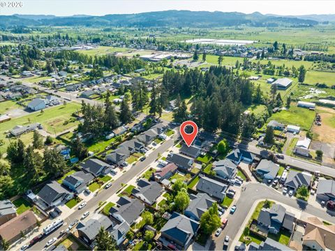 Tiny photo for 392 Owens Way, Creswell, OR 97426 (MLS # 453015182)