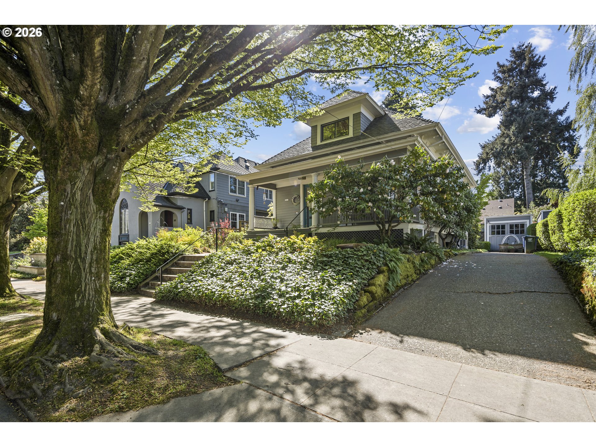2217 NE 12TH AVE